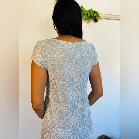 XS Halogen embroidered short sleeve blue and white, detailed zipper back dress - Picture 3 of 15